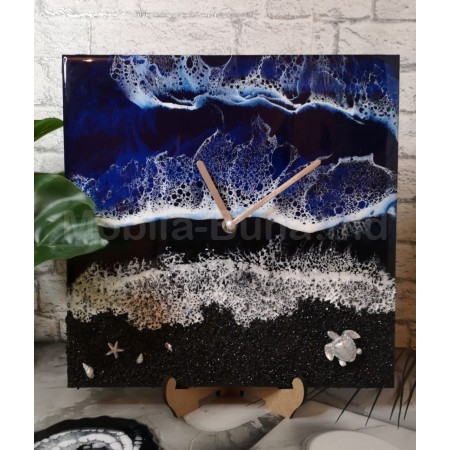 Часы из эпоксидной смолы А-7